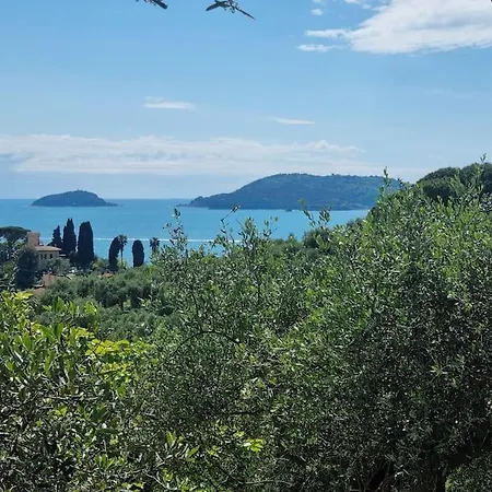 Patty's With Private Parking Hébergement de vacances Lerici