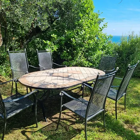 Patty's With Private Parking * Lerici