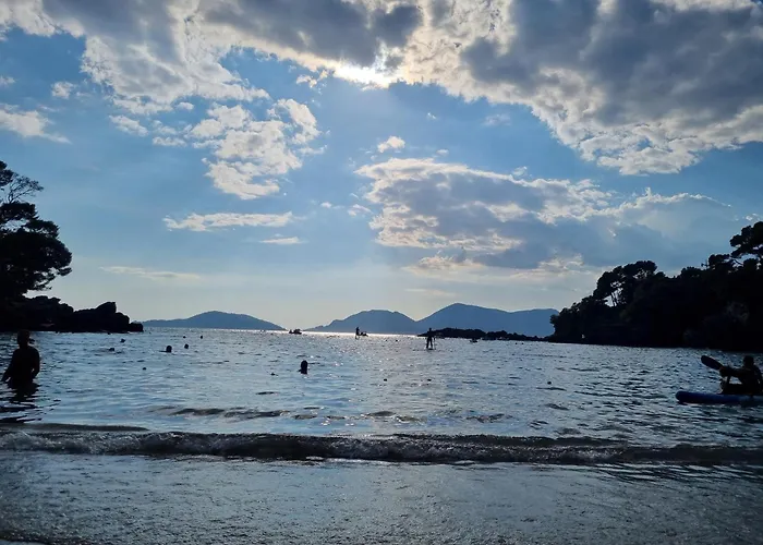 Patty's With Private Parking Nyaraló Lerici